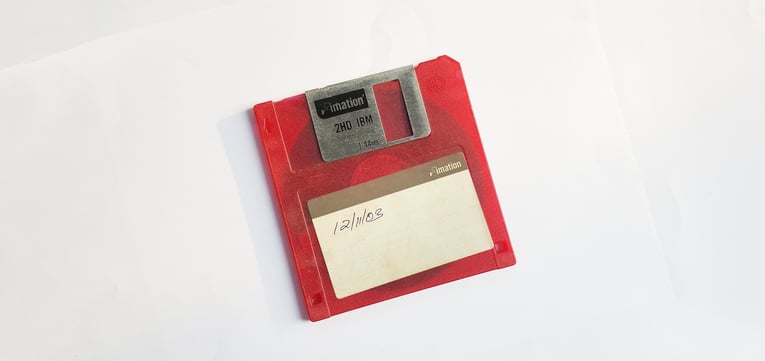 6 digital habits that make you look outdated